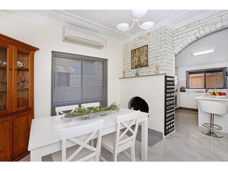 18 Defoe Street, Wiley Park NSW 2195