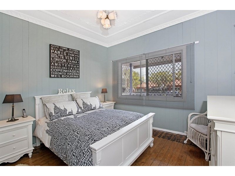 18 Defoe Street, Wiley Park NSW 2195