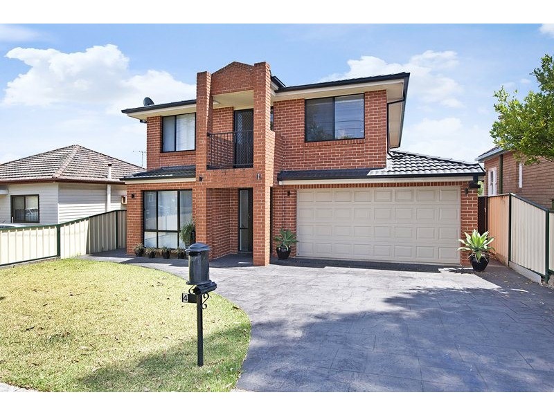 4 Meadowland Road, Peakhurst NSW 2210