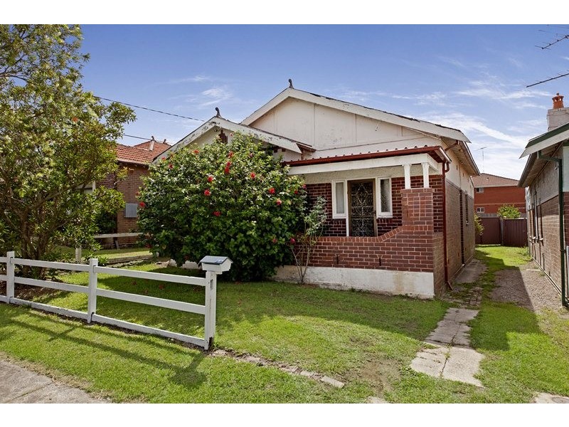 22 Dunmore Street, Croydon Park NSW 2133