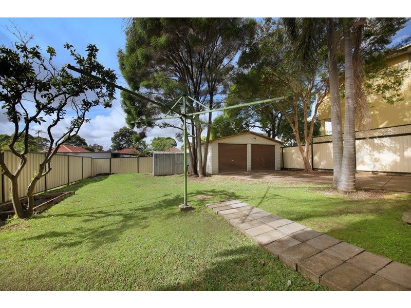 32 Elizabeth Street, Campsie NSW 2194