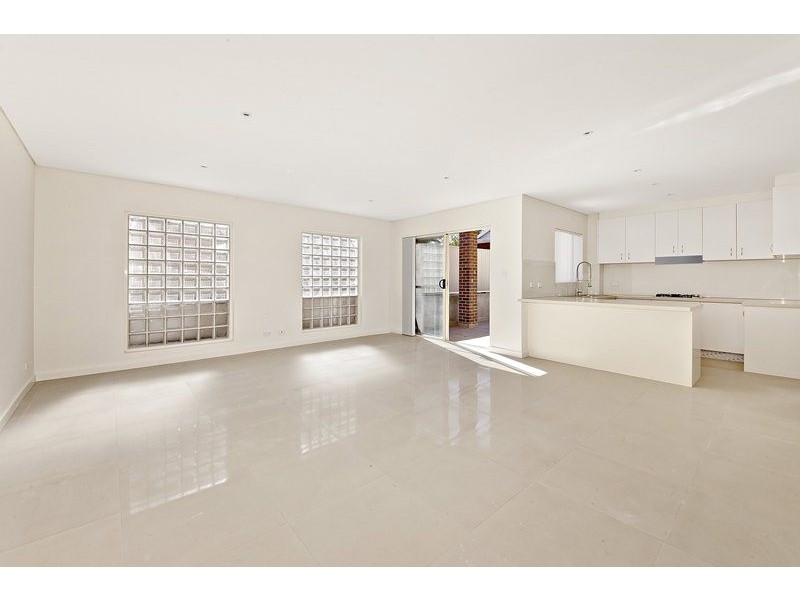 4/120 Burwood Road, Croydon Park NSW 2133