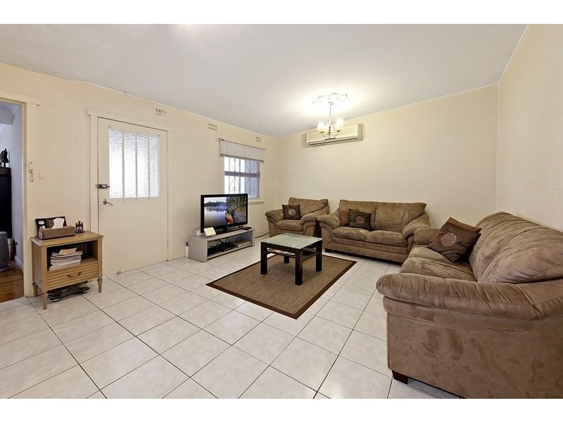 8 Downes Street, Belfield NSW 2191