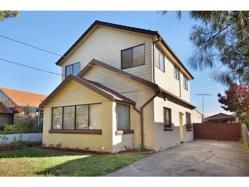 9 Yandarlo Street, Croydon Park NSW 2133