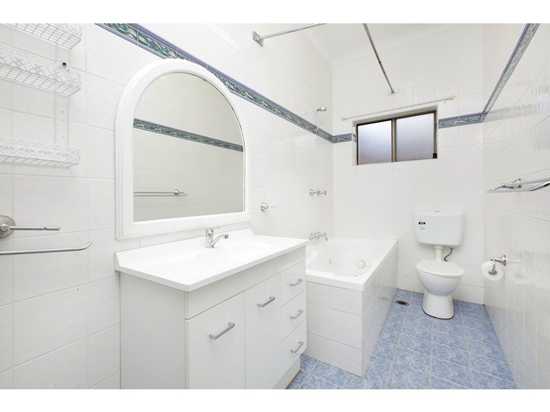 1 Weil Avenue, Croydon Park NSW 2133