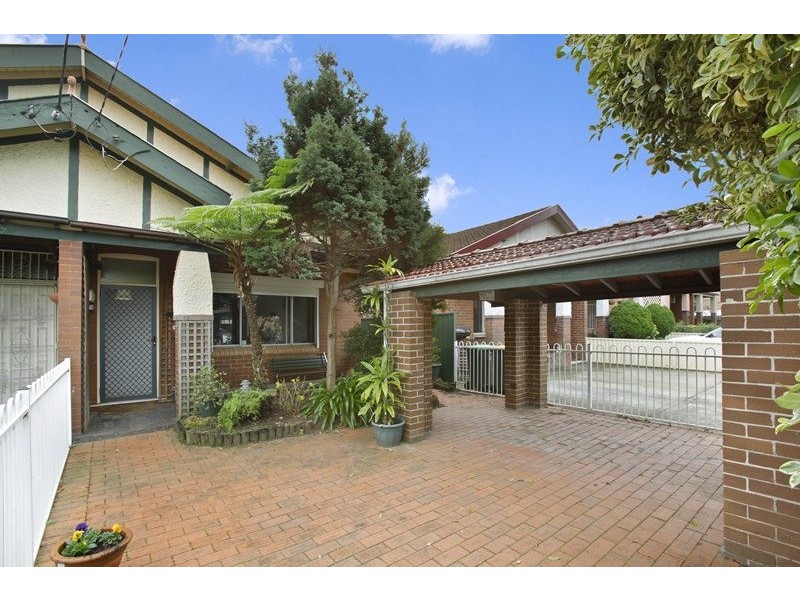 85 Seventh Avenue, Campsie NSW 2194