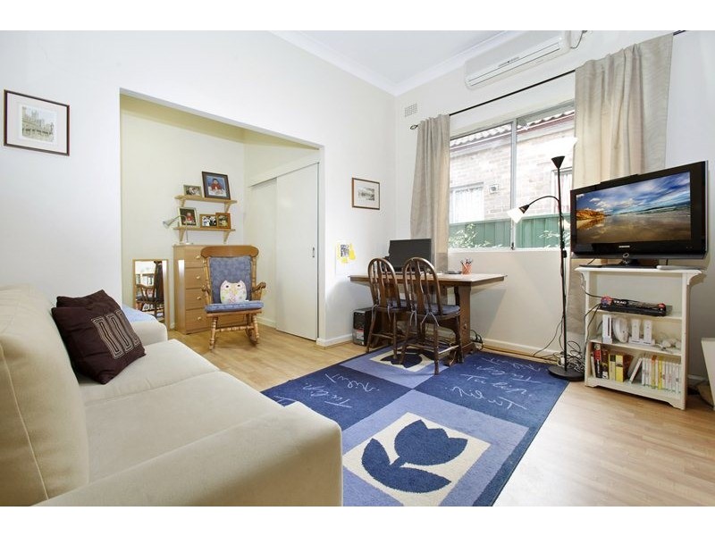 85 Seventh Avenue, Campsie NSW 2194