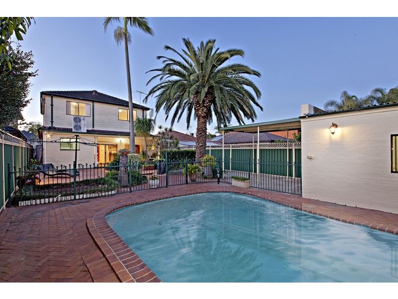 34 Yandarlo Street, Croydon Park NSW 2133