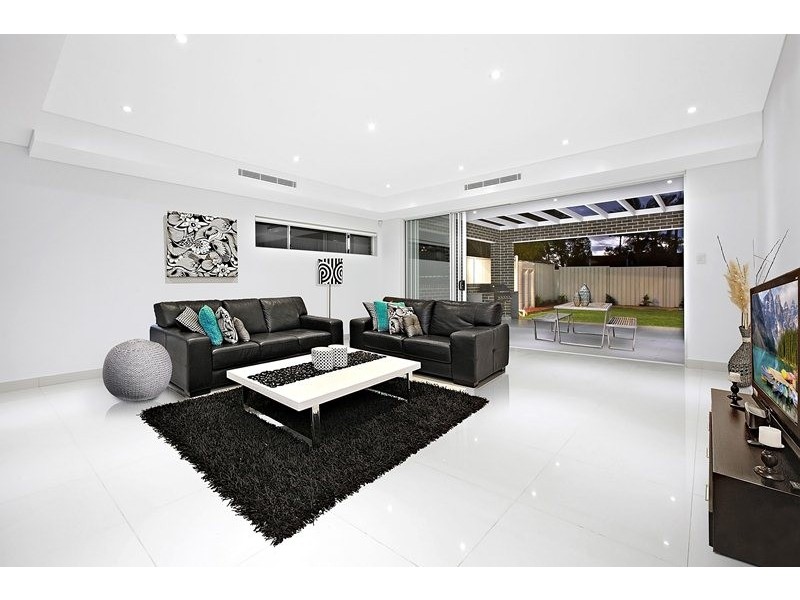 12 Boronia Street, Belfield NSW 2191