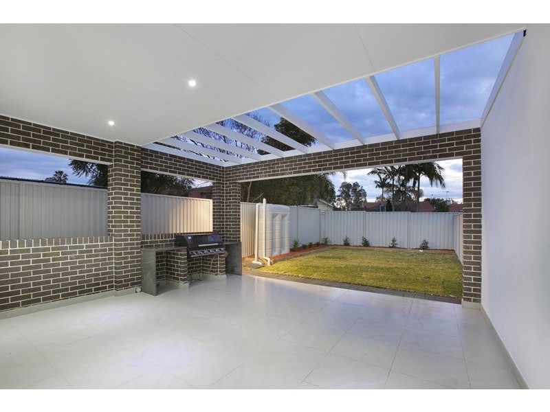 10 Boronia Street, Belfield NSW 2191