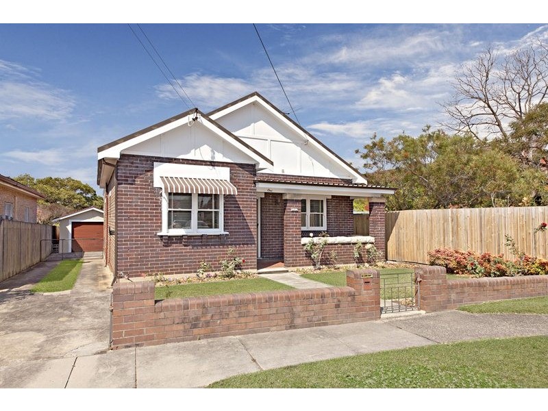 1 Cantor Crescent, Croydon NSW 2132