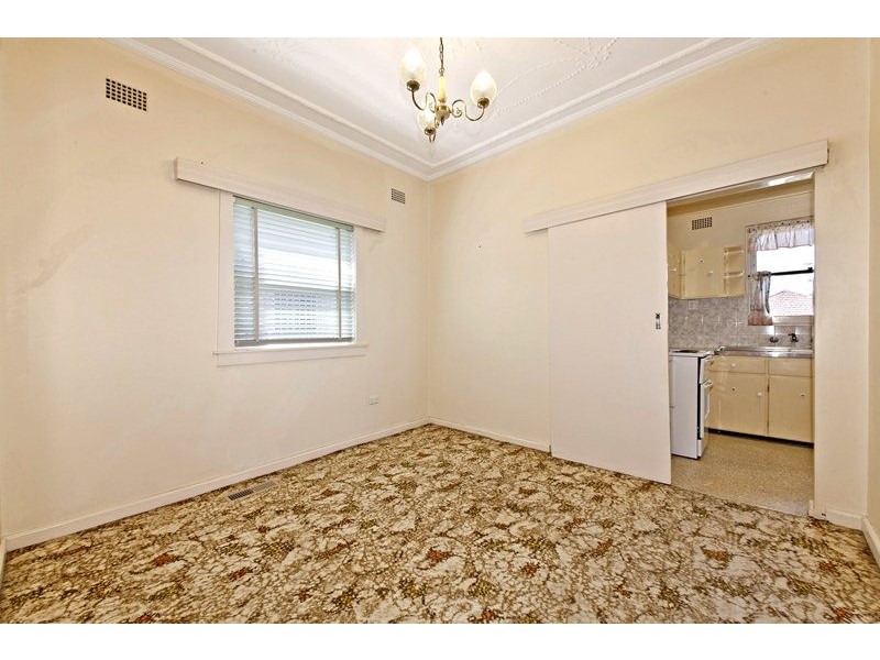 1 Cantor Crescent, Croydon NSW 2132