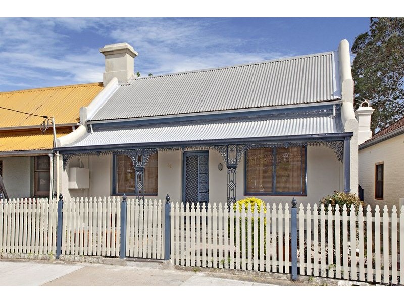 19 Lion Street, Croydon NSW 2132