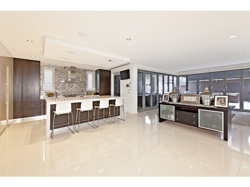 30 Elphinstone Street, Cabarita NSW 2137