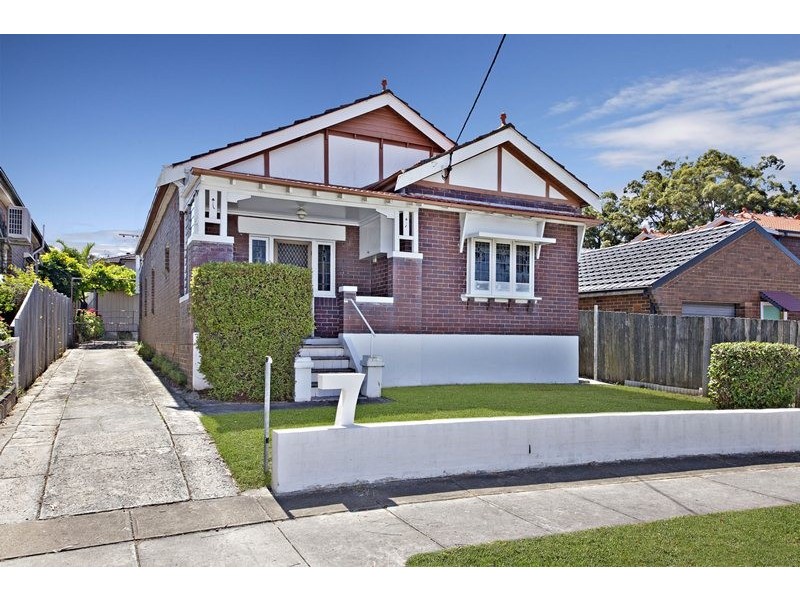 7 Waratah Street, Croydon Park NSW 2133