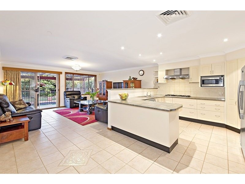 11 Abel Street, Greenacre NSW 2190