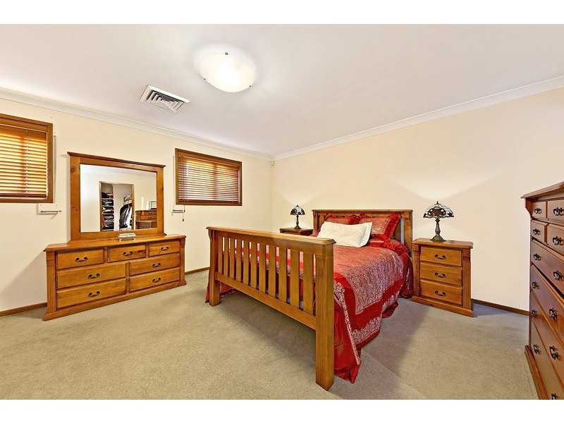 11 Abel Street, Greenacre NSW 2190