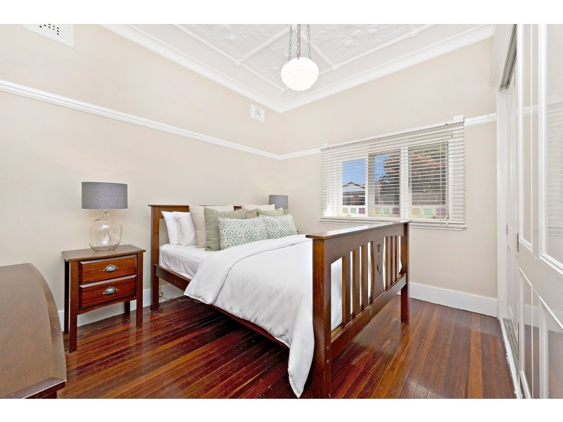 10 Beresford Avenue, Croydon Park NSW 2133