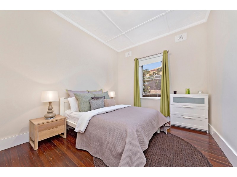 10 Beresford Avenue, Croydon Park NSW 2133