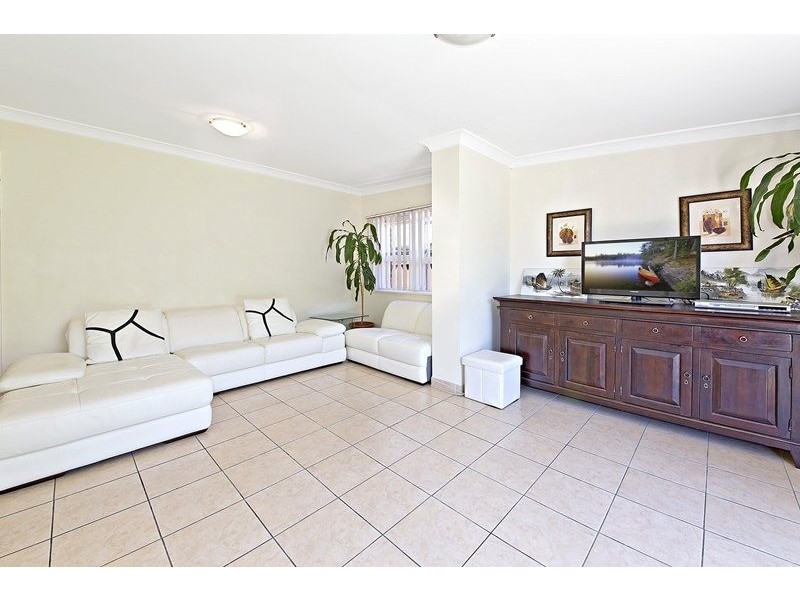 2 Alma Avenue, Campsie NSW 2194