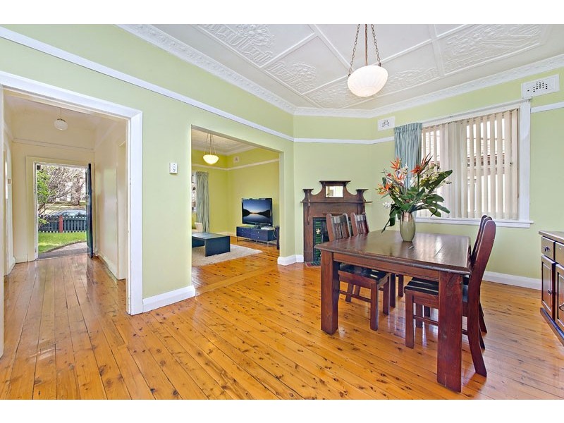 21 Brunswick Parade, Ashfield NSW 2131