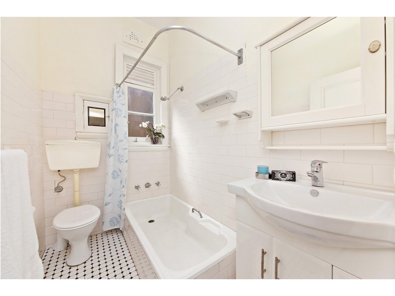 21 Brunswick Parade, Ashfield NSW 2131