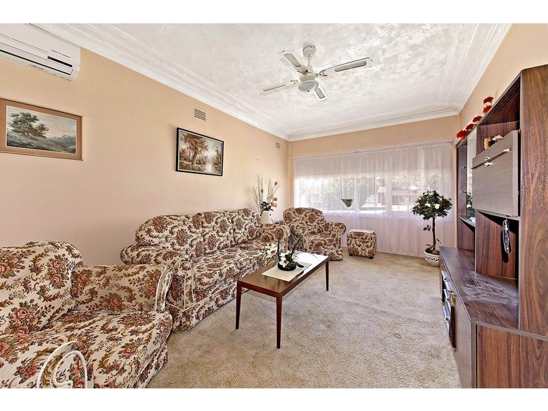 23 Michael Avenue, Belfield NSW 2191