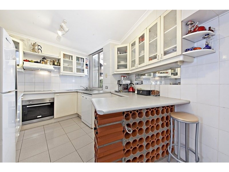 9/122 Georges River Road, Croydon Park NSW 2133