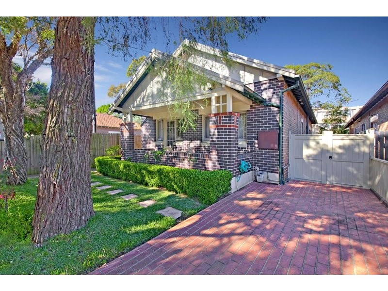 42 Cromwell Street, Croydon Park NSW 2133