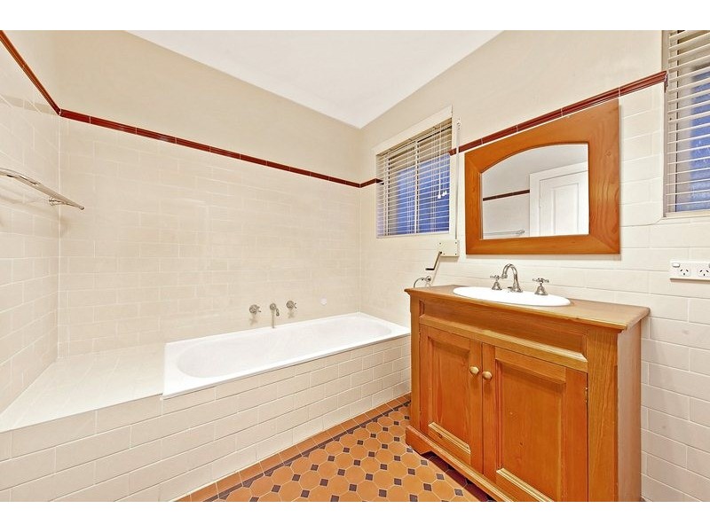 10 Balmoral Avenue, Croydon Park NSW 2133