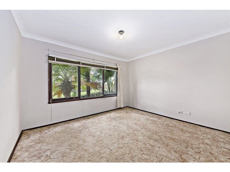 43 Wendy Avenue, Georges Hall NSW 2198