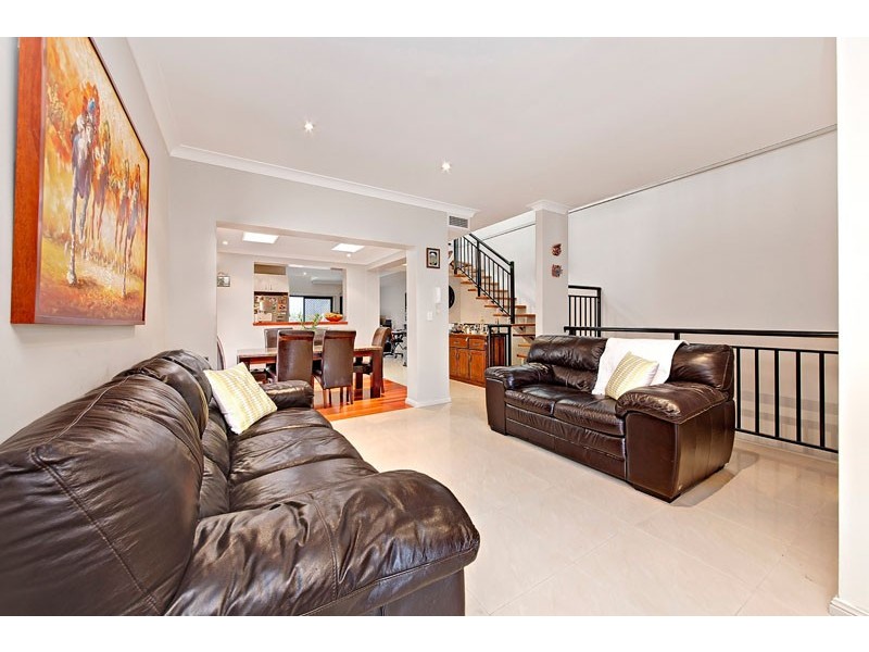 14 John Marie Place, Roselands NSW 2196