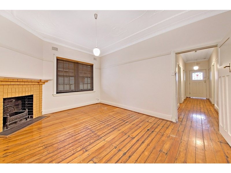 23 Lyon Avenue, Punchbowl NSW 2196