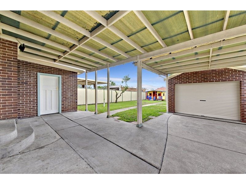 23 Lyon Avenue, Punchbowl NSW 2196