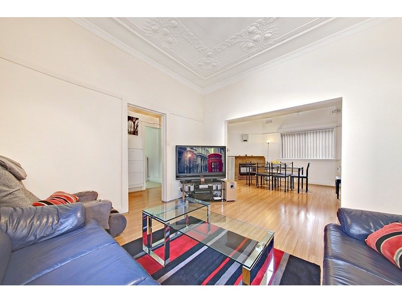 21 Earle Avenue, Ashfield NSW 2131