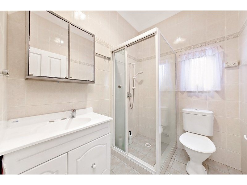 21 Earle Avenue, Ashfield NSW 2131