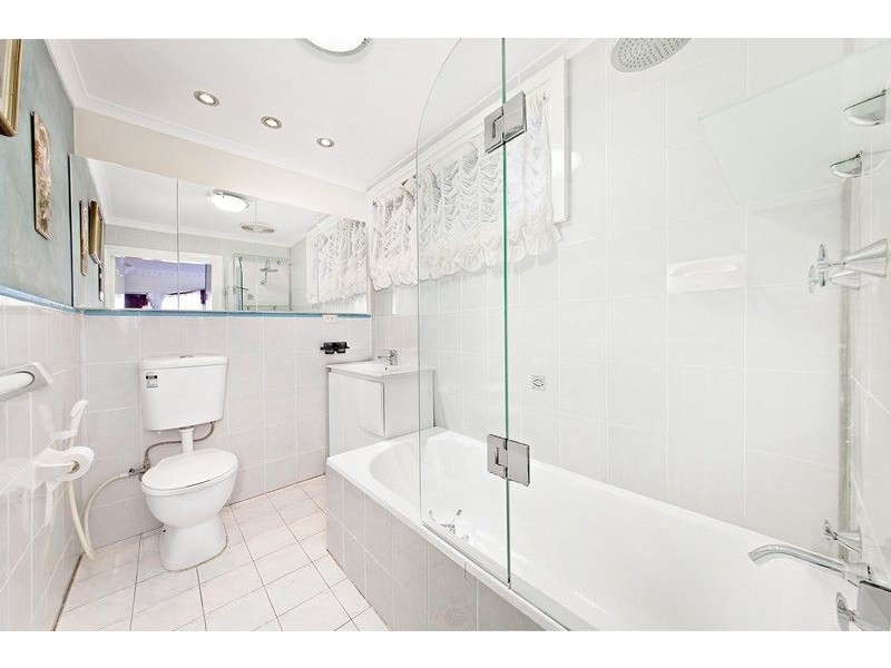 10 George Street, Burwood Heights NSW 2136