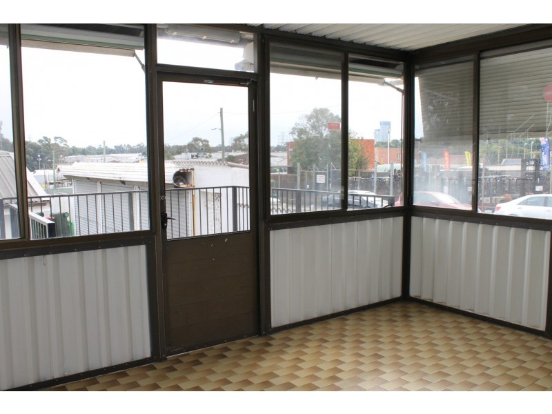 11 Smallwood Avenue, Homebush NSW 2140