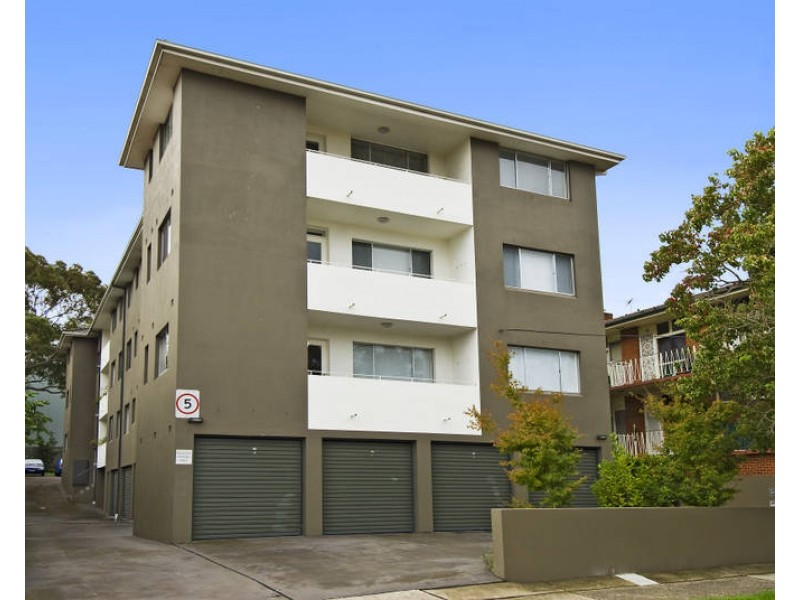 15/13 Queensborough Road, Croydon Park NSW 2133