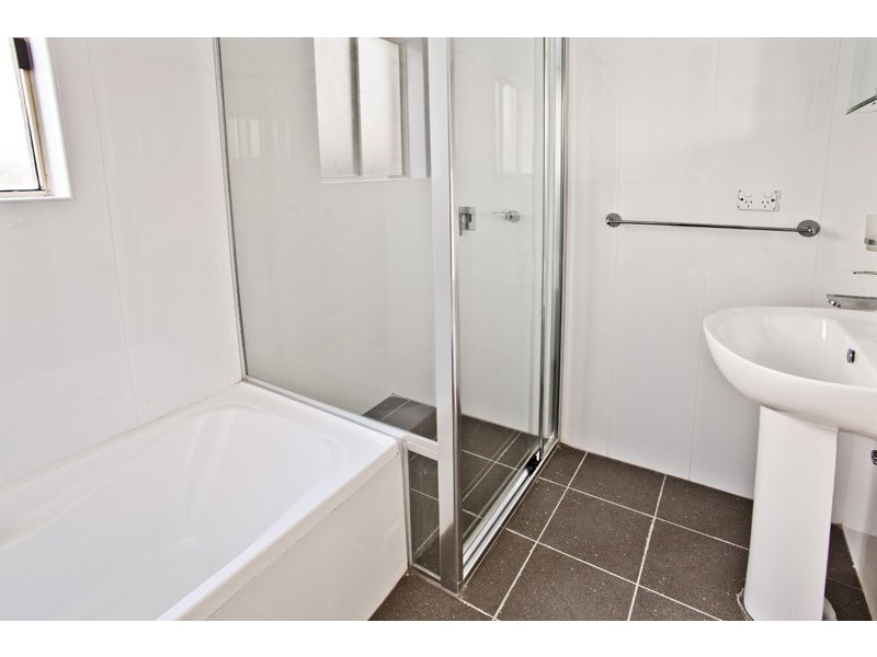 2/5 Morrison Road, Gladesville NSW 2111