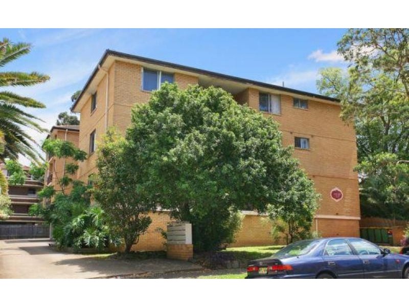 13/16 Hutchinson Street, Granville NSW 2142