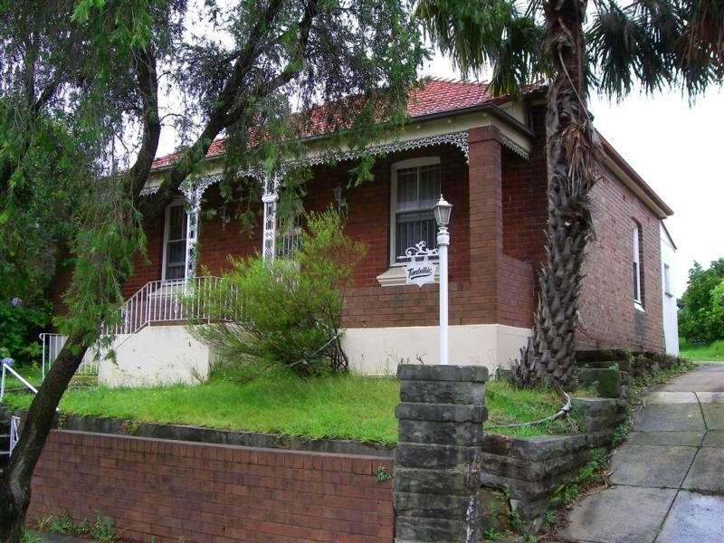 9 Tincombe Street, Canterbury NSW 2193