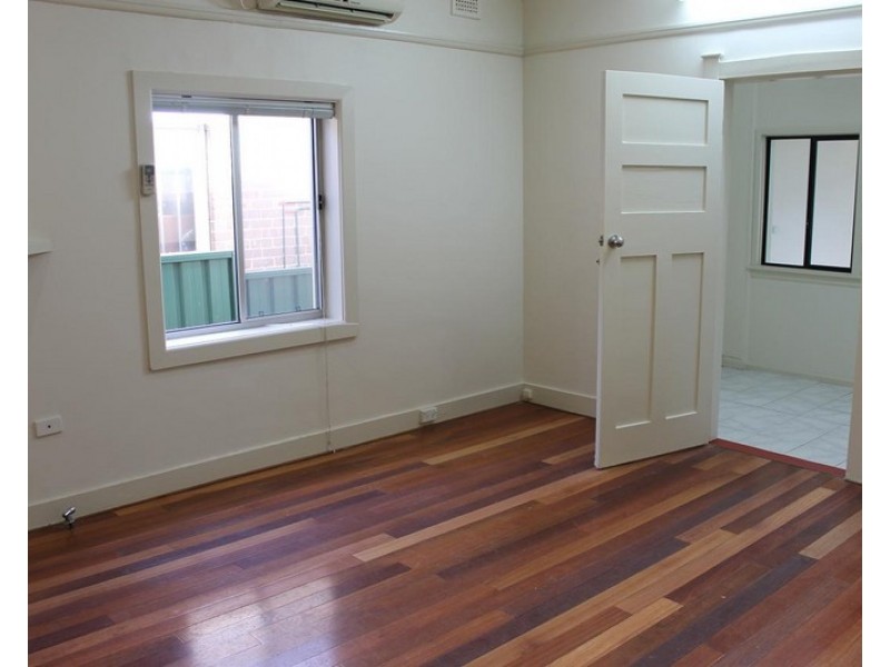 17 Smallwood Avenue, Homebush NSW 2140