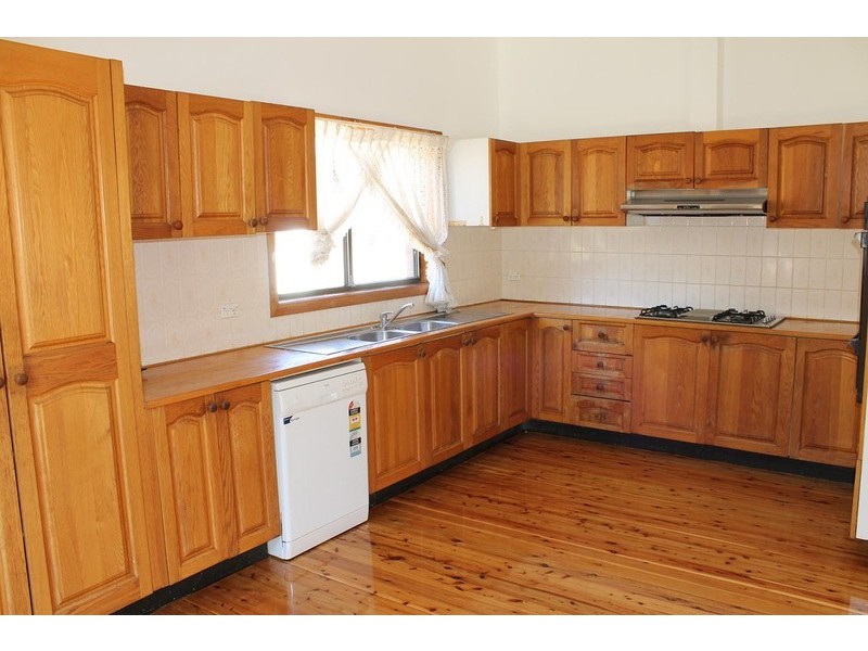 38 Service Avenue, Ashfield NSW 2131