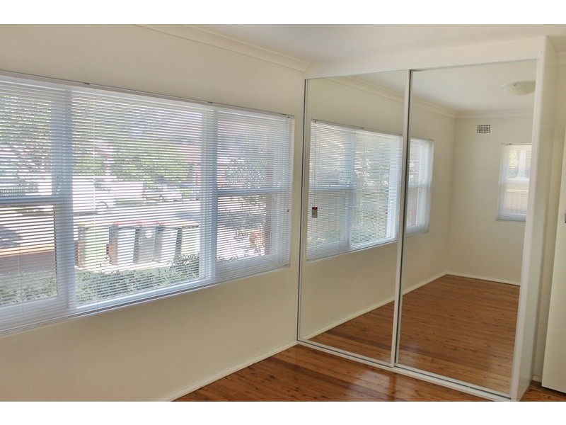 1/9 Hampton Street, Croydon Park NSW 2133