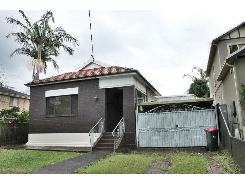 31 Clement Street, Strathfield South NSW 2136