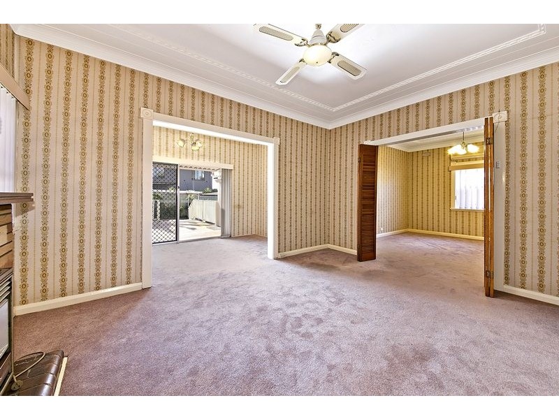 2 Brisbane Avenue, Rodd Point NSW 2046