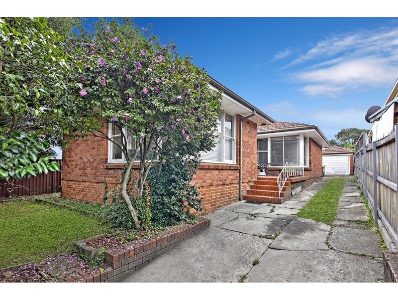 33 Dean Street, Strathfield South NSW 2136