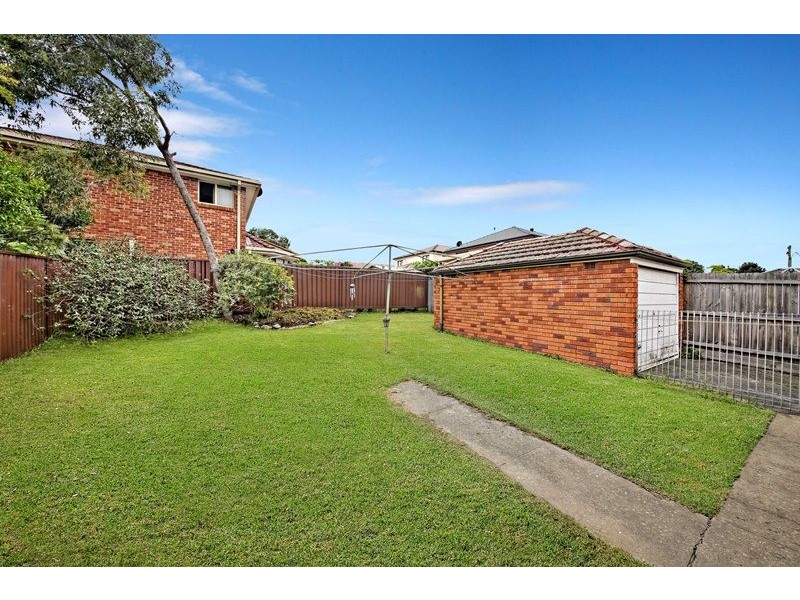 33 Dean Street, Strathfield South NSW 2136