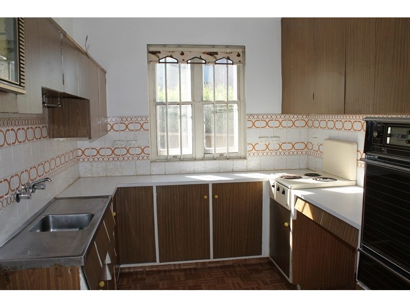 7 Waratah Street, Croydon Park NSW 2133